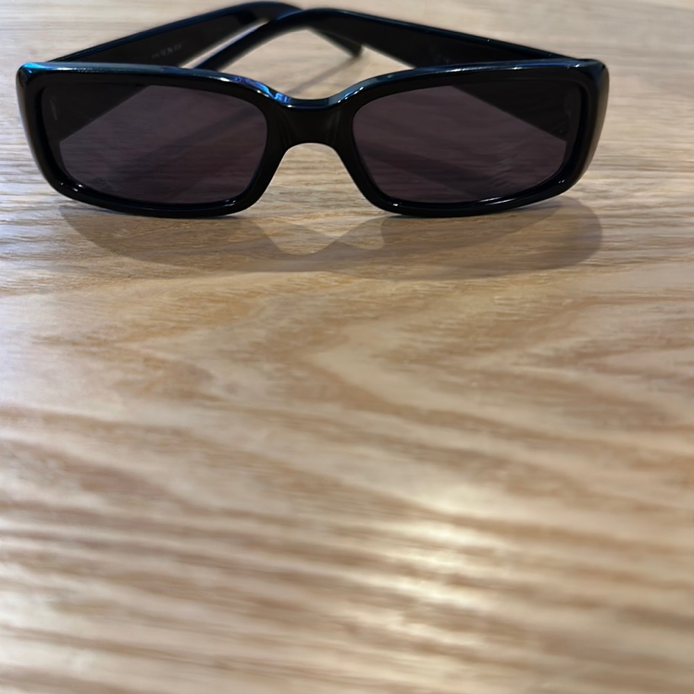 Black sunglasses